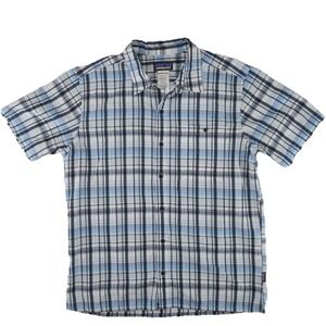Patagonia Pocket Short Sleeve Button Up Shirt Mens Large Blue Seer Sucker‎